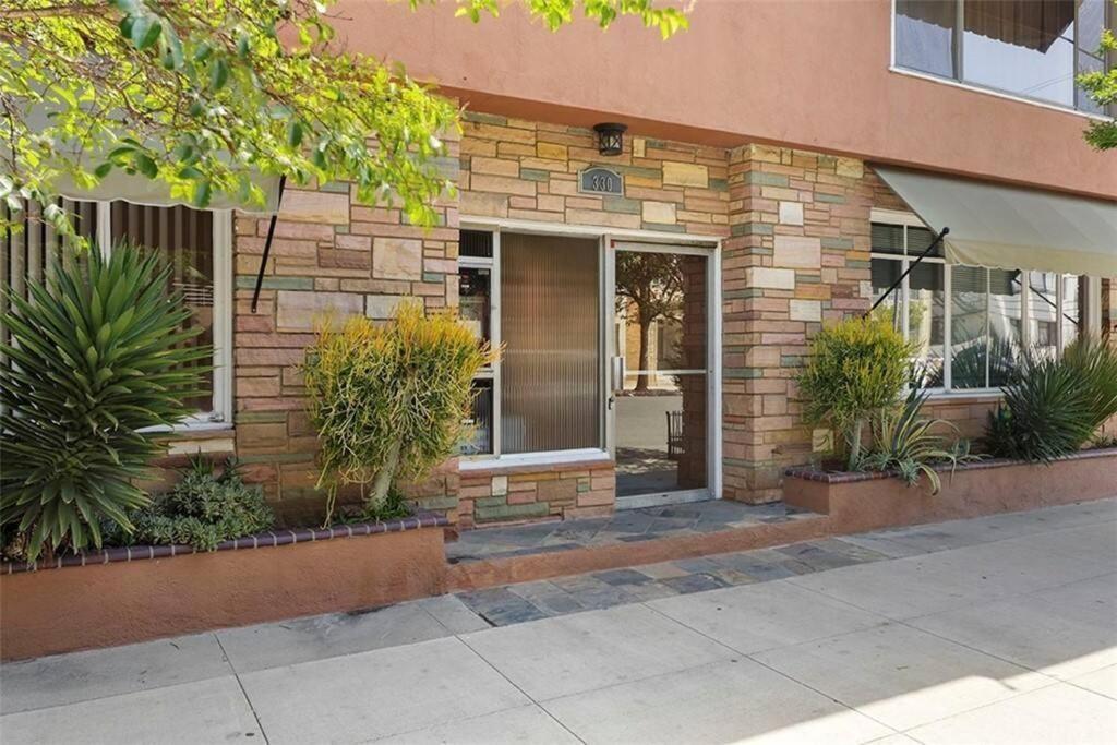 Manuel Y Sonia-La Casa De Los Angeles Long Beach Exterior photo